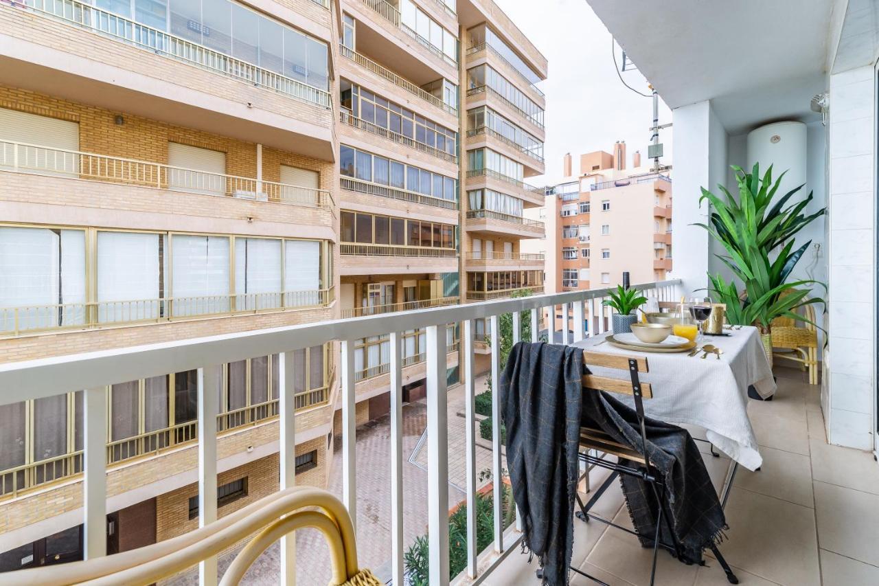 Fuengirola Paseo Maritimo Deluxe Apartment By The Beach Exterior foto